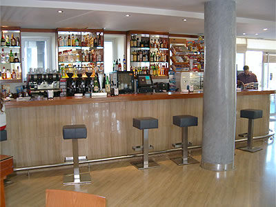 Hg Gaona Hotel Peligros Restoran gambar